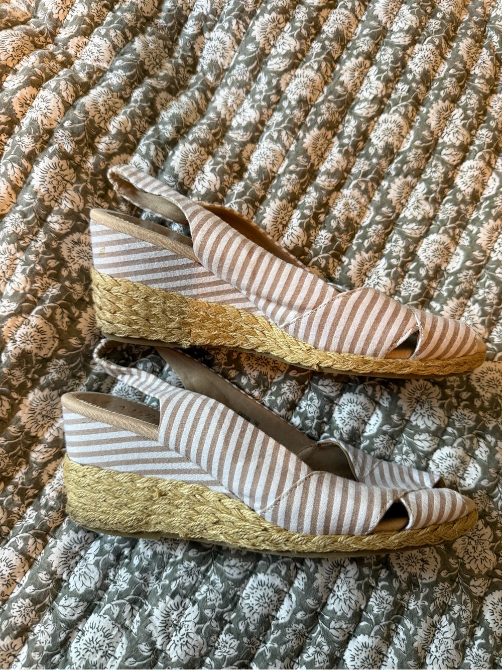 Lauren Ralph Lauren Beige‎ & White Striped Espadrille Wedges